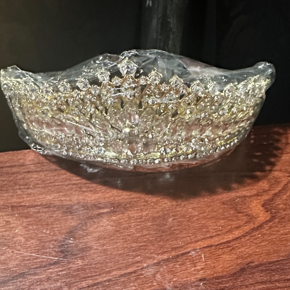 Sparkling Gold rhinestoned Tiara